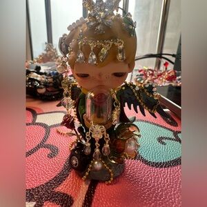 Pop mart hirono le petit prince custom doll